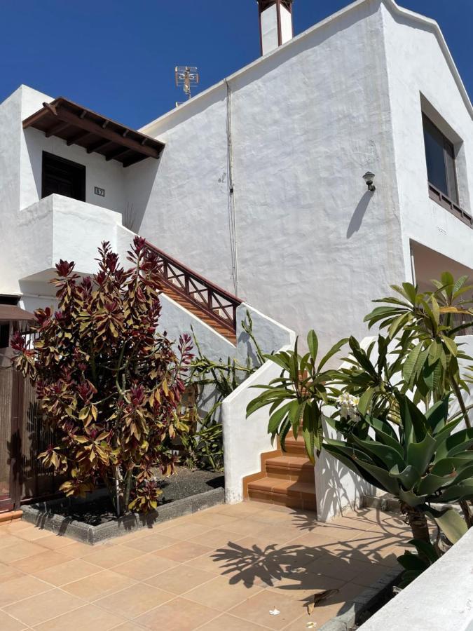 Apartamento Con Amplia Terraza En La Playa Puerto del Carmen  Exterior photo